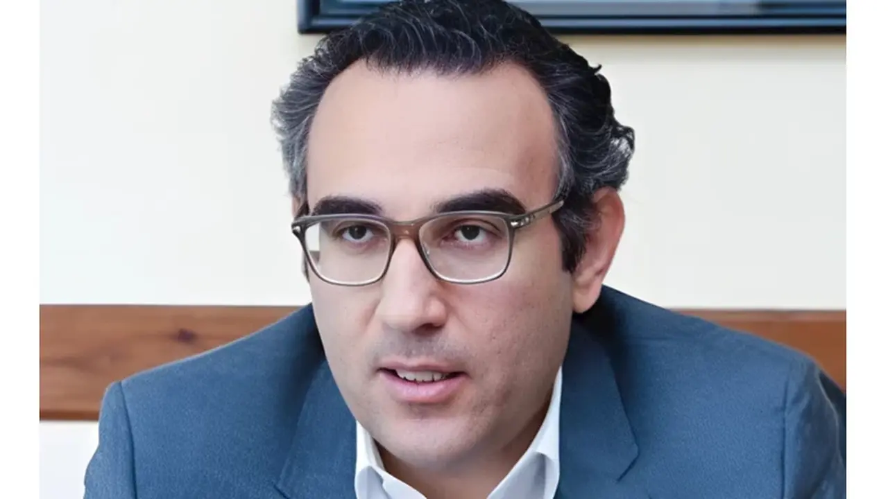 محمد الدماطي يكشف تفاصيل خسارة 130 مليون جنيه في صفقة استثمارية واحدة